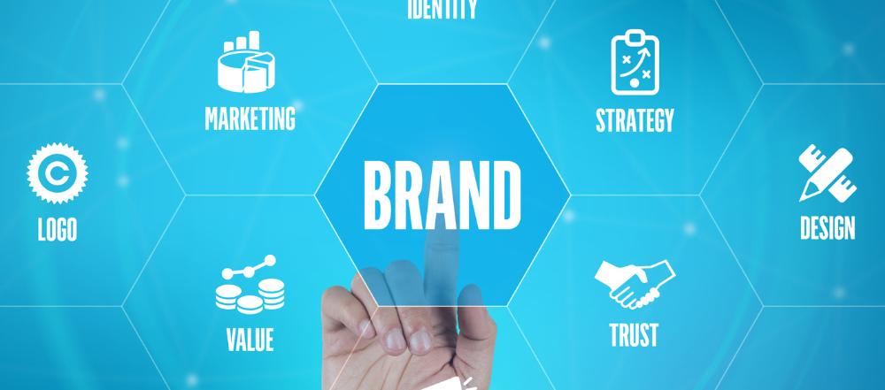 So Sánh Dịch Vụ Khách Hàng Dai-ichi Life vs Prudential: Nên Chọn Phong Cách Nhật Bản Hay Anh Quốc?