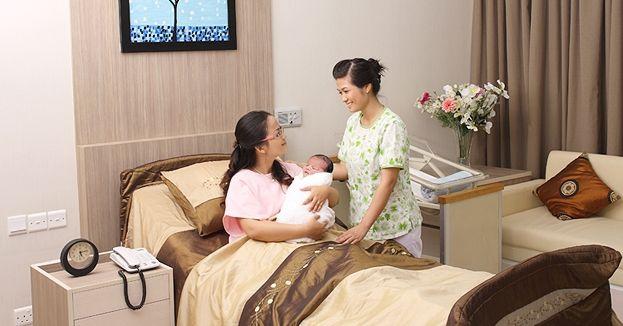 Bảo hiểm song hành là gì? Giải pháp 2 trong 1: Bảo vệ trụ cột & Thai sản cho vợ
