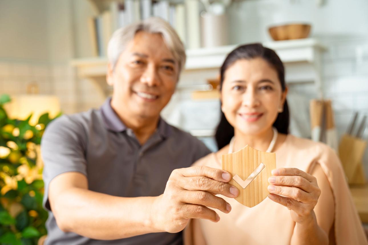 50 Tuổi Có Mua Bảo Hiểm Nhân Thọ Được Không? Chi Phí & Cách Chọn
